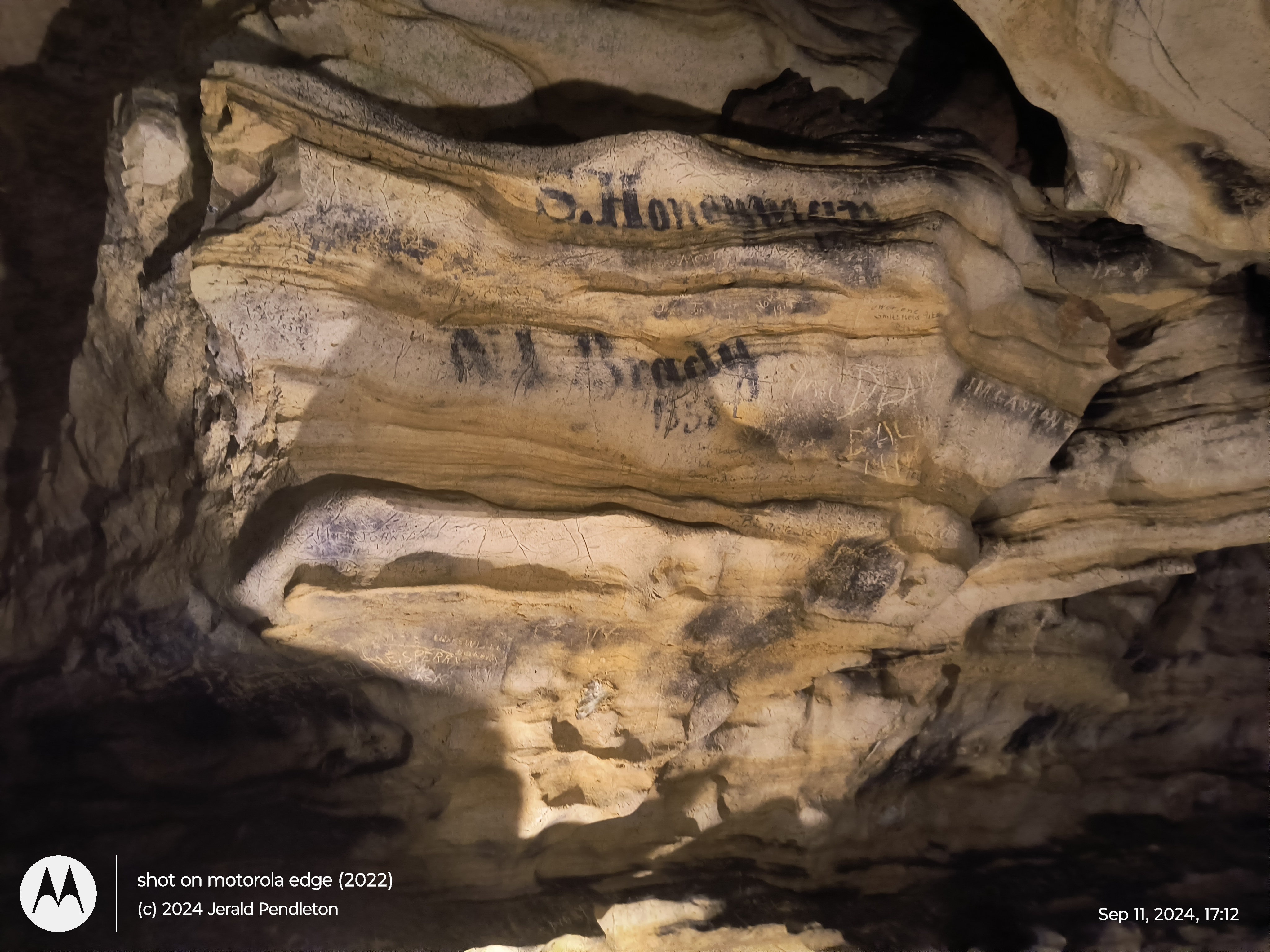 Mark Twain Cave